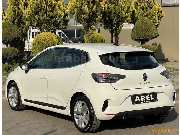 2025 CLİO 1.0 TCE EVOLUTİON GRS2*BOYASIZ 7.300KM G.GÖRÜŞ*CARPLAY