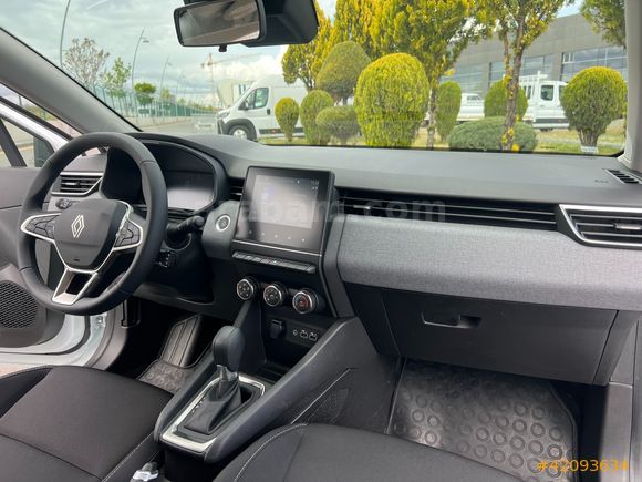 2025 CLİO 1.0 TCE EVOLUTİON GRS2*BOYASIZ 6.100KM G.GÖRÜŞ*CARPLAY
