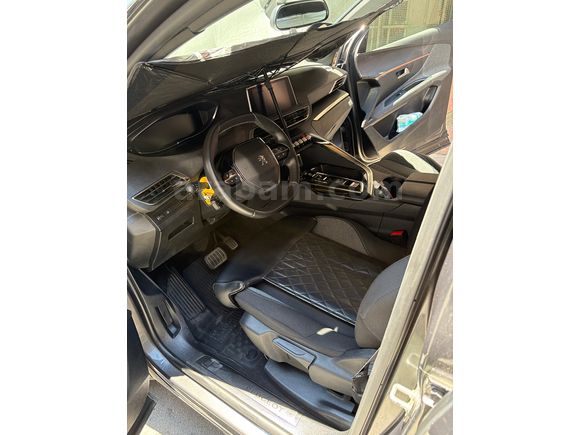 Sahibinden Peugeot 3008  Active prime 1.2 puretech 2023 Model 