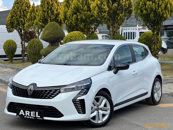 2025 CLİO 1.0 TCE EVOLUTİON GRS2*BOYASIZ 8.900KM G.GÖRÜŞ*CARPLAY