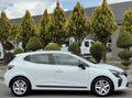 2025 CLİO 1.0 TCE EVOLUTİON GRS2*BOYASIZ 8.900KM G.GÖRÜŞ*CARPLAY