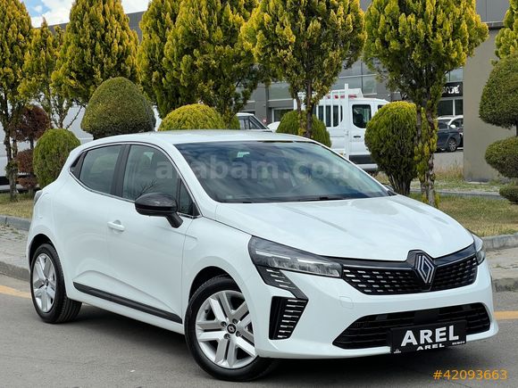 2025 CLİO 1.0 TCE EVOLUTİON GRS2*BOYASIZ 8.900KM G.GÖRÜŞ*CARPLAY