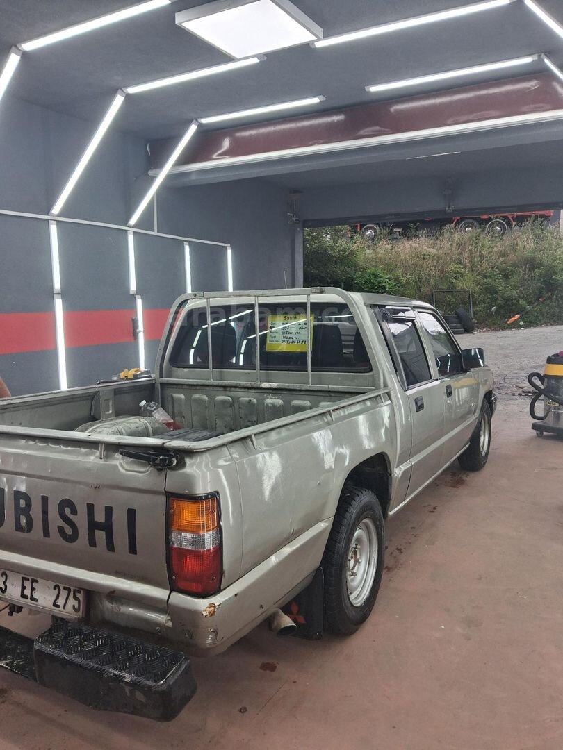Sahibinden Mitsubishi L 200 4x2 Pick Up 1998 Model 3