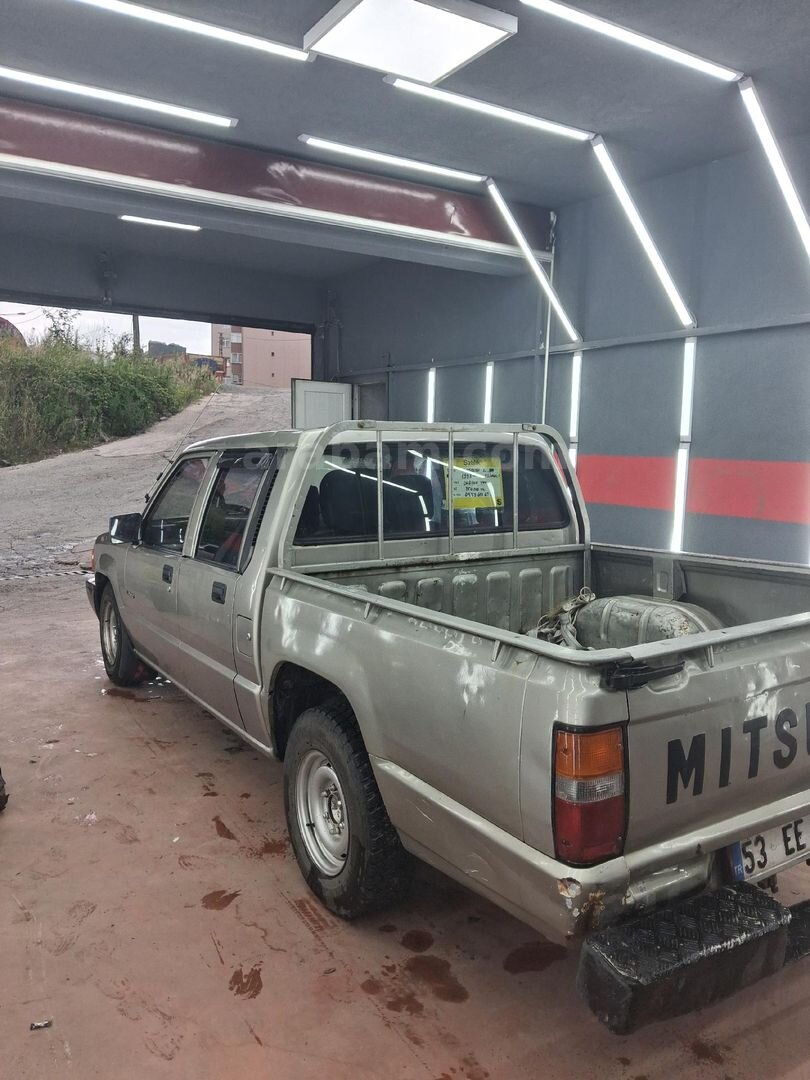 Sahibinden Mitsubishi L 200 4x2 Pick Up 1998 Model 4