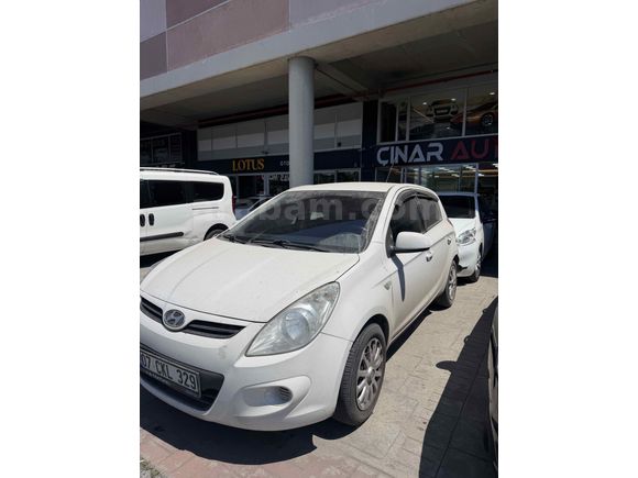 Sahibinden Hyundai i20 Troy 1.4 CRDi Mode 2012 Model 