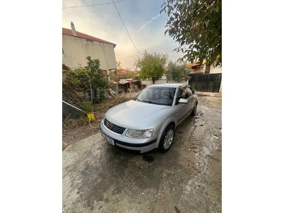 Sahibinden Volkswagen Passat 1.8 Highline 1998 Model 