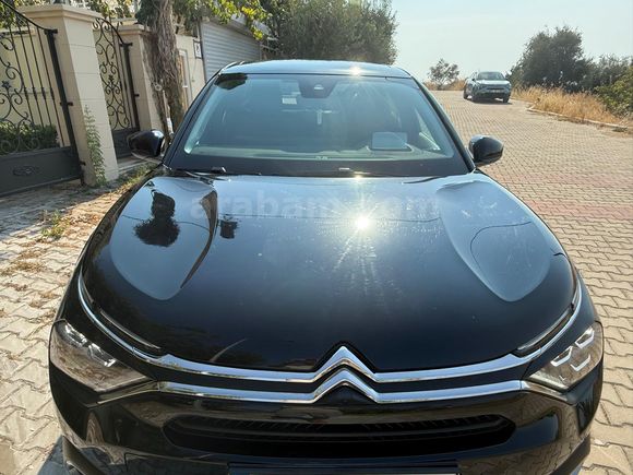 Sahibinden Citroen C4 X 1.2 PureTech Shine Bold 2024 Model 