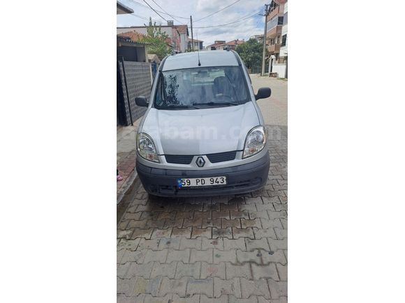 Sahibinden Renault Kangoo Multix 1.5 dCi Authentique 2004 Model  206.970 km Gri (Gümüş)
