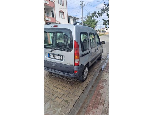 Sahibinden Renault Kangoo Multix 1.5 dCi Authentique 2004 Model  206.970 km Gri (Gümüş)
