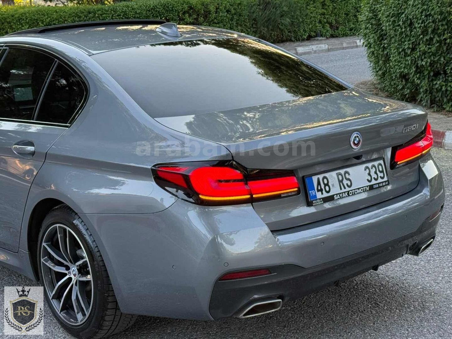 Galeriden BMW 5 Serisi 520i M Sport 2023 Model Muğla 66.000 km Gri 6