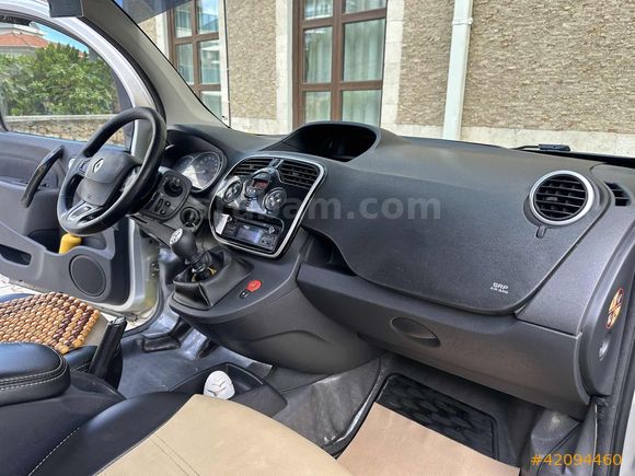 2018 MODEL RENAULT KANGOO 1.5 DCİ EXCLUSİVE OTOMOBİL RUHSATLI