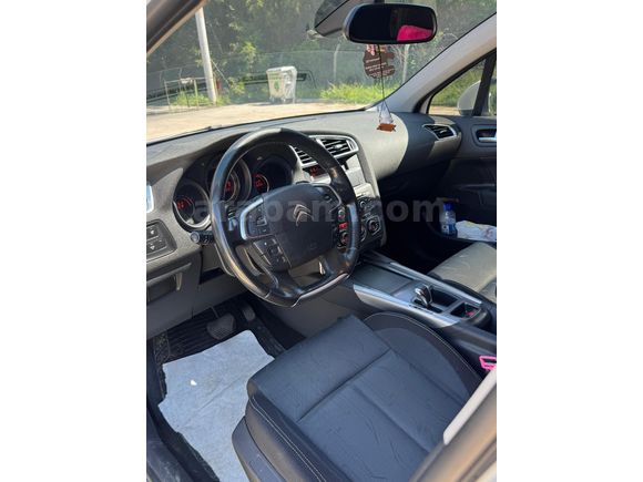 Sahibinden Citroen C4 1.6 e-HDi Confort 2012 Model