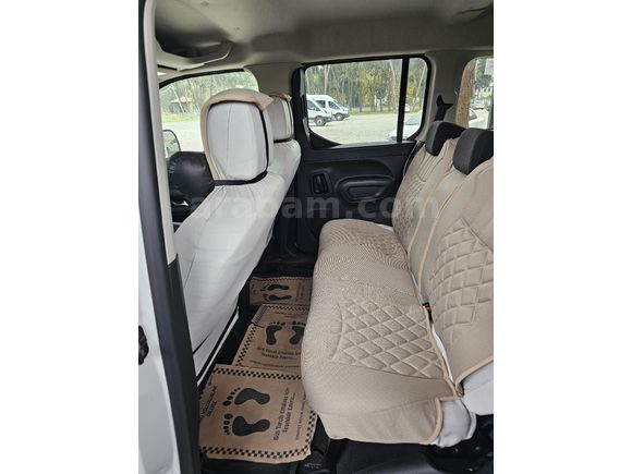 Sahibinden Opel Combo 1.5 CDTI Ultimate 2024 Model  22.000 km Beyaz