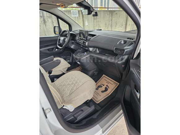 Sahibinden Opel Combo 1.5 CDTI Ultimate 2024 Model  22.000 km Beyaz