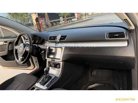 2011 PASSAT B7 OTOMATİK SANRUFLU