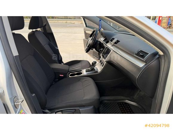 2011 PASSAT B7 OTOMATİK SANRUFLU