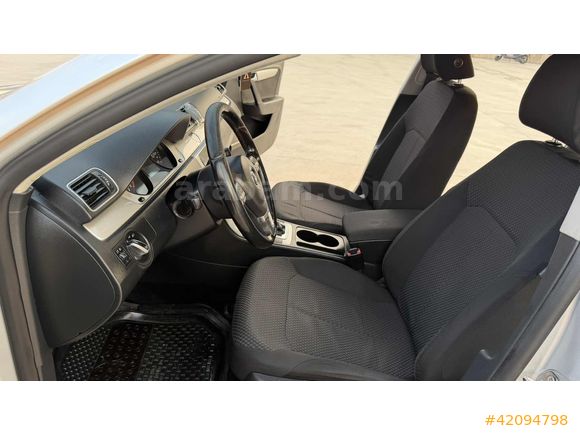 2011 PASSAT B7 OTOMATİK SANRUFLU