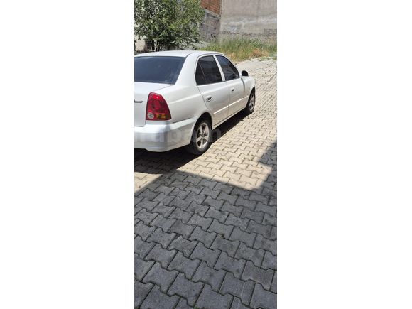 Sahibinden Hyundai Accent 1.3 Admire 2006 Model