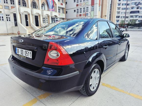 ÖĞRETMENDEN TEMİZ BAKIMLI 228.300 KM FOCUS 2 SEDAN