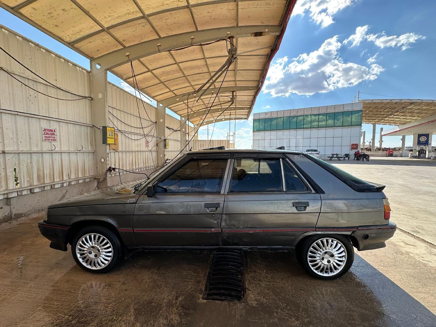 Sahibinden Renault R 11 GTE 1988 Model Şanlıurfa 999.999 km Bej 2