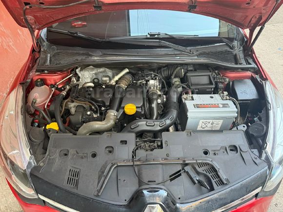 BAYAN ARABASI OTOMATİK VİTES CLİO 4 ACİL SATILIK