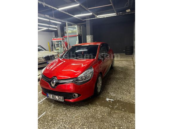BAYAN ARABASI OTOMATİK VİTES CLİO 4 ACİL SATILIK
