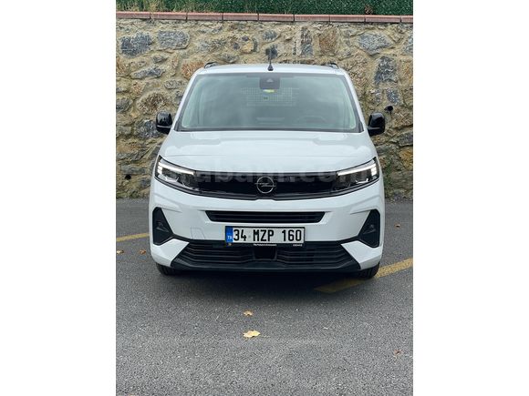 2025 OPEL COMBO 1.5 D EDİTİON OTOMATİK TEMİZ