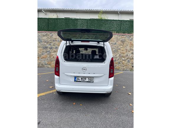 2025 OPEL COMBO 1.5 D EDİTİON OTOMATİK TEMİZ