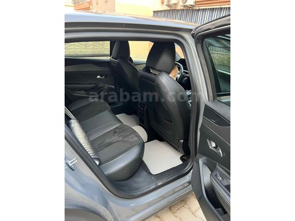 Peugeot 408 1.2 PureTech GT 