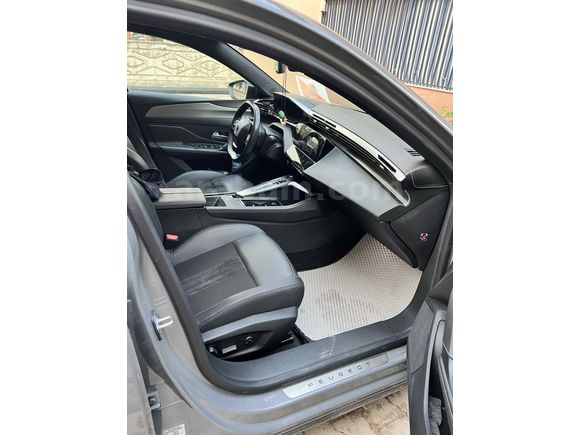 Peugeot 408 1.2 PureTech GT 