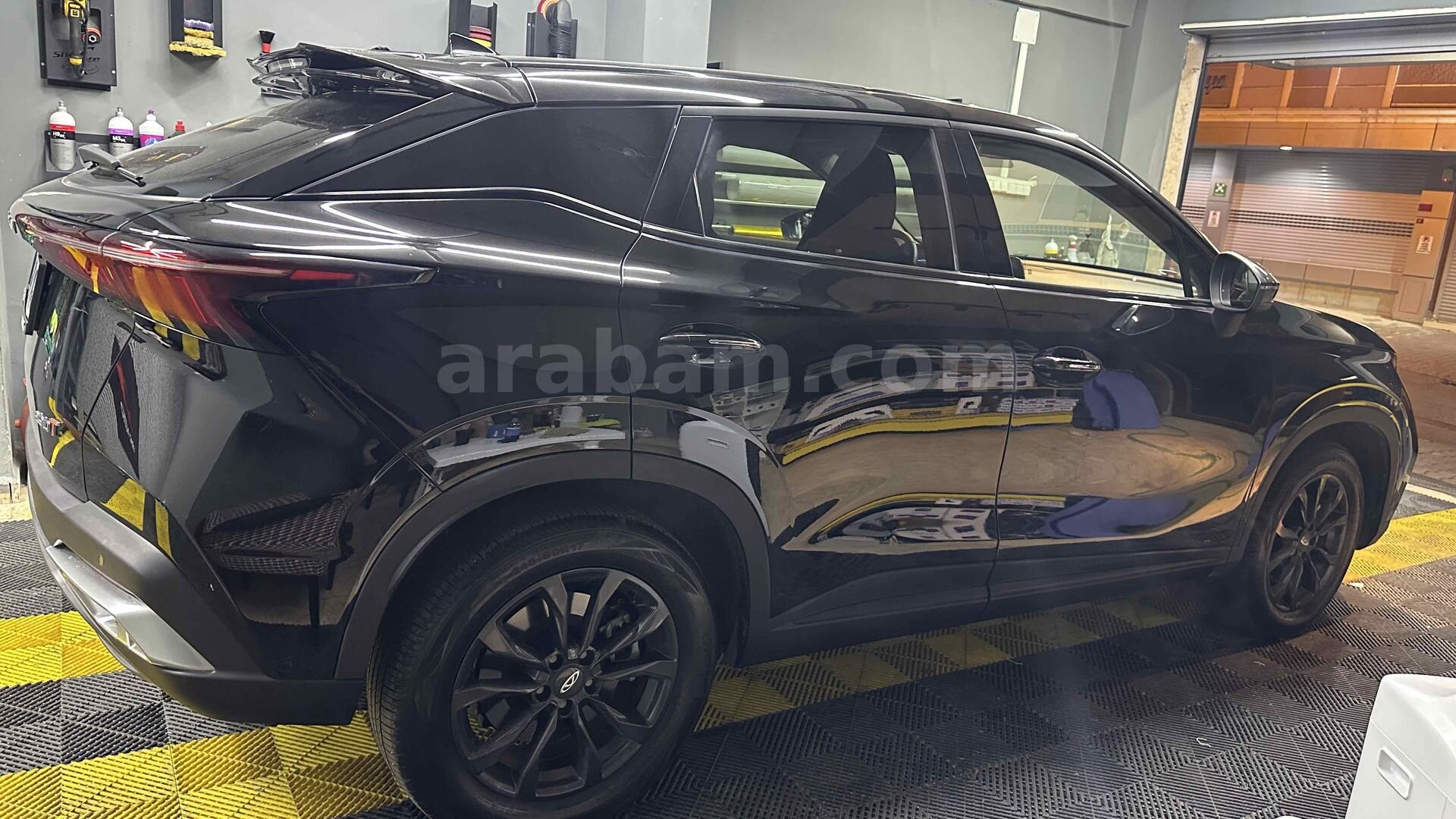 Sahibinden Chery Omoda 5 1.6 T-GDI Comfort 2024 Model İstanbul 41.500 km Siyah 3