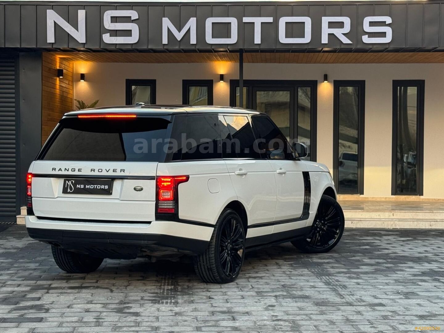 Galeriden Land Rover Range 3.0 TDV6 Vogue 2014 Model Denizli 250.000 km Beyaz 5