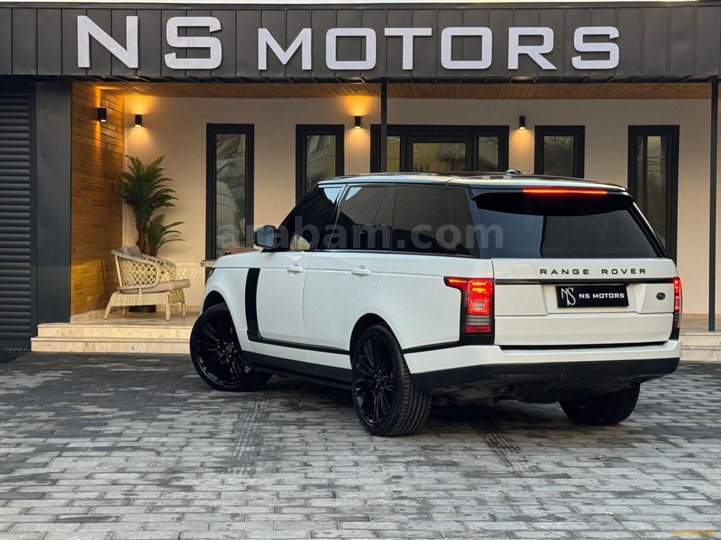 Galeriden Land Rover Range 3.0 TDV6 Vogue 2014 Model Denizli 250.000 km Beyaz 6