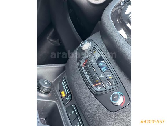 110 BİNDE OTOMOBİL RUHSATLI Courier