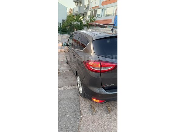 Sahibinden Ford C-Max 1.5 TDCi Titanium , 120 HP Otomatik, Full Orijinal 2017 Model