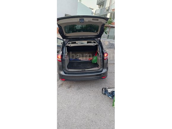 Sahibinden Ford C-Max 1.5 TDCi Titanium , 120 HP Otomatik, Full Orijinal 2017 Model