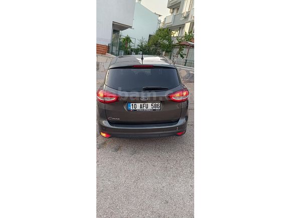 Sahibinden Ford C-Max 1.5 TDCi Titanium , 120 HP Otomatik, Full Orijinal 2017 Model