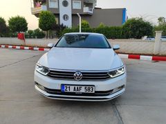 Sahibinden Volkswagen Passat 1.4 TSi BlueMotion Trendline 2015 Model  211.350 km Beyaz