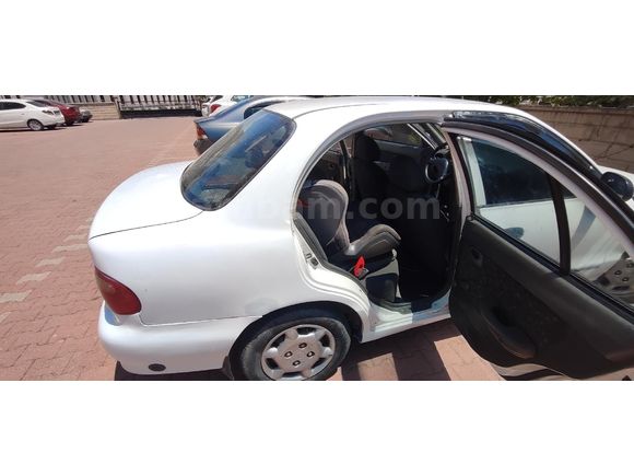 Sahibinden Hyundai Accent 1.5 GLS 1999 Model