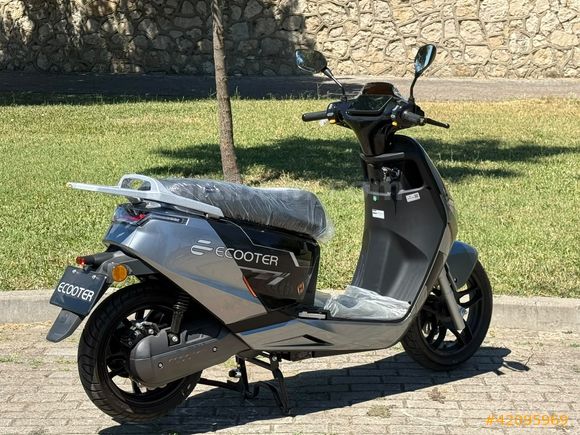 E3 HP TEK ŞARJDA 160 KM MENZİL 95 KM HIZ 7.000 W ÇİFT BATARYALI