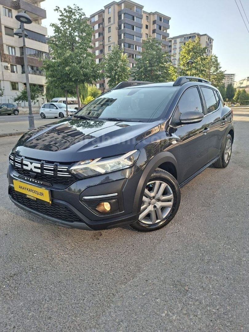Galeriden Dacia Sandero 1.0 TCe Prestige 2023 Model Gaziantep 46.000 km Füme 2