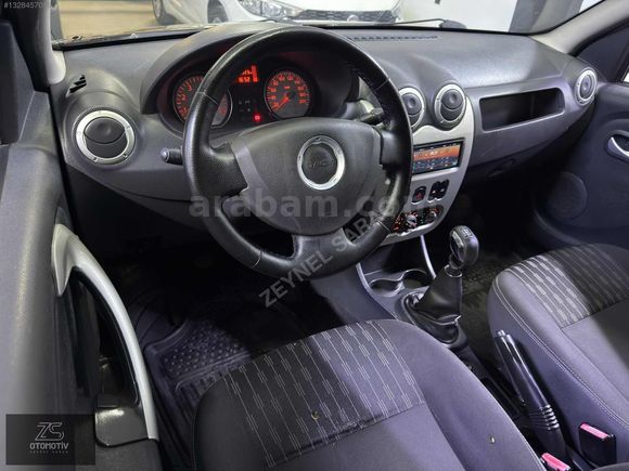 2011 DACİA SANDERO 1.5 DCİ MANUEL BLACK LİNE