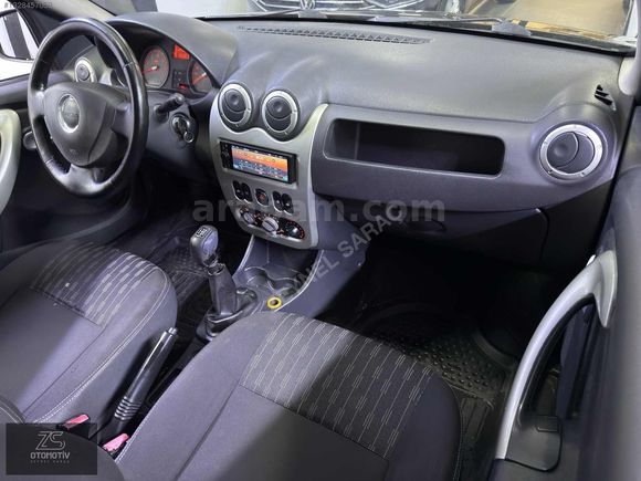 2011 DACİA SANDERO 1.5 DCİ MANUEL BLACK LİNE