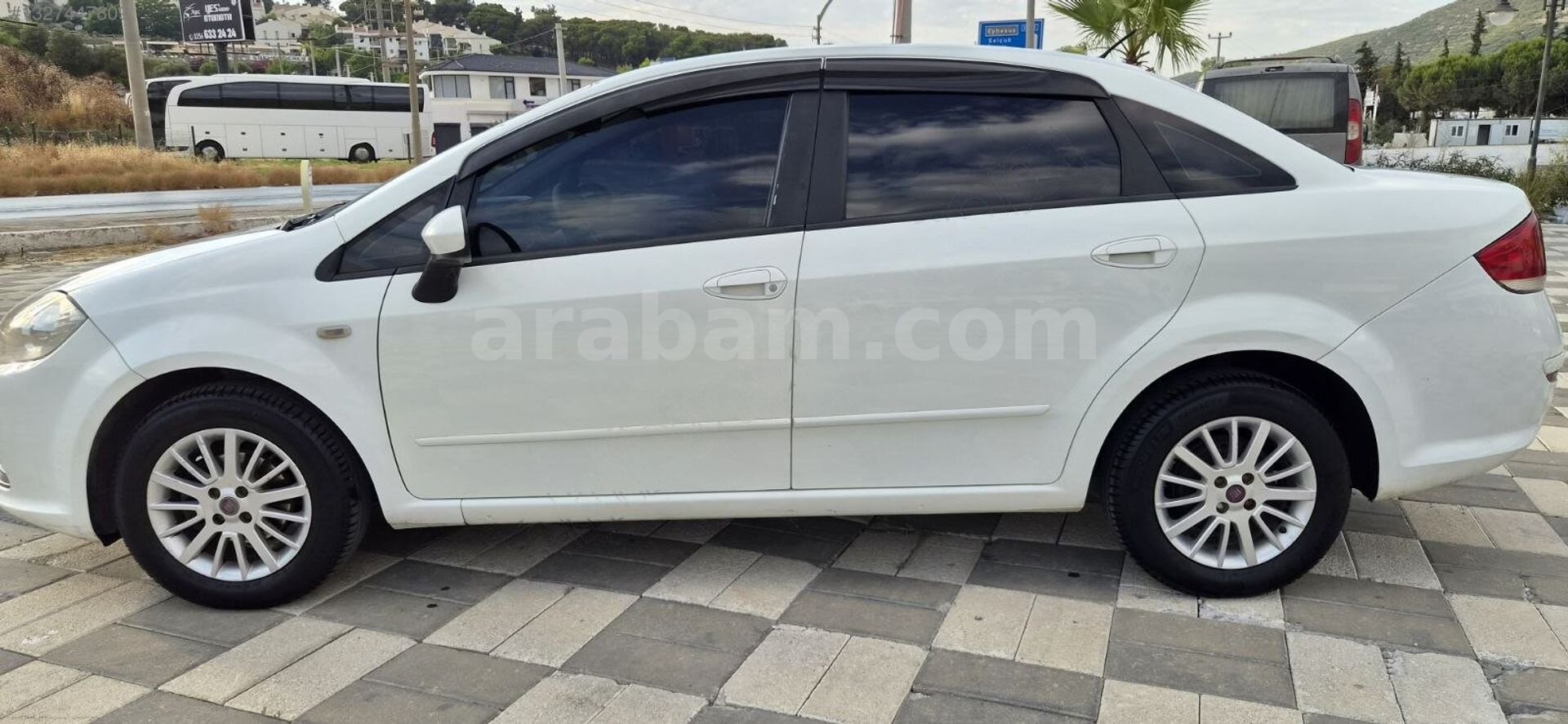 Galeriden Fiat Linea 1.3 Multijet Pop 2013 Model Aydın 228.000 km Beyaz 3