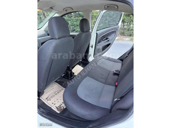 AUTO İLHAN'DAN_2O14_190*KM_MAKYAJLI_1.3_MULTIJET_95HP_FİAT_LİNEA