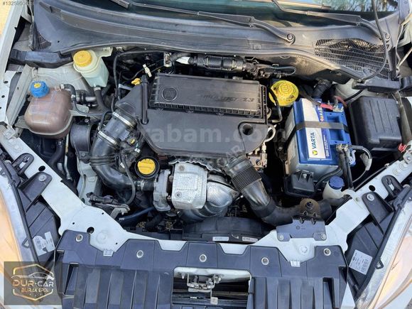 DUR-CAR'DAN DEĞİŞENSİZ 2015 MODEL 180 BİN KM POP GSR'Lİ
