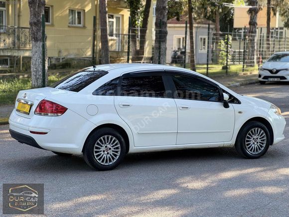 DUR-CAR'DAN DEĞİŞENSİZ 2015 MODEL 180 BİN KM POP GSR'Lİ