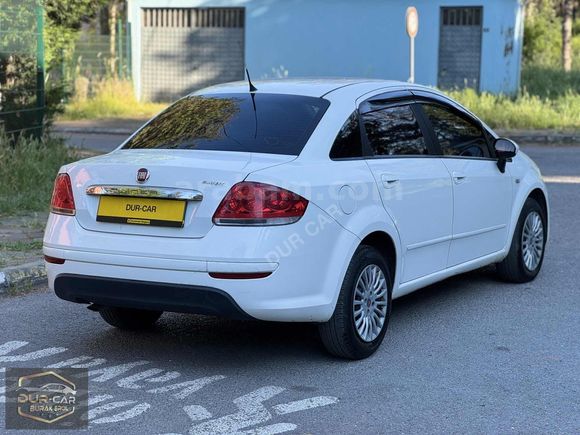 DUR-CAR'DAN DEĞİŞENSİZ 2015 MODEL 180 BİN KM POP GSR'Lİ
