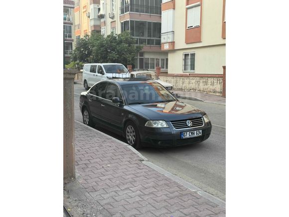  Çift kırmız motor Passat  otomatik