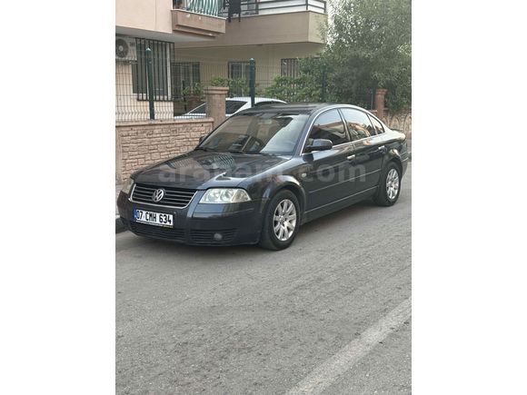  Çift kırmız motor Passat  otomatik